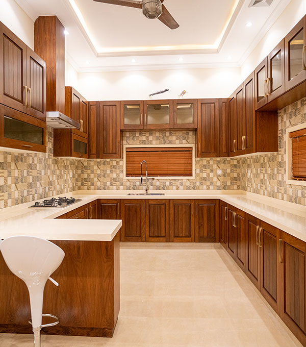 Modern Acrylic G Shaped Kitchen Cabinets With Glossy Look