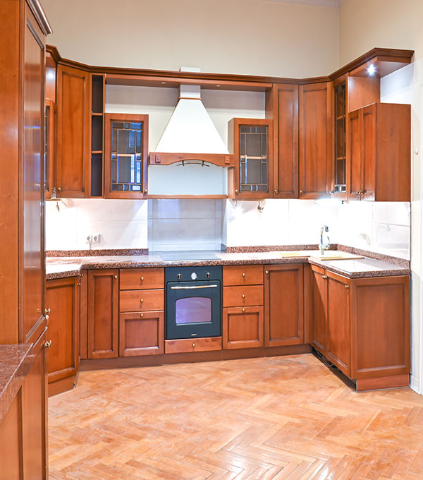 PVC G Shaped Modular Kitchen Design With Premium Cabinets